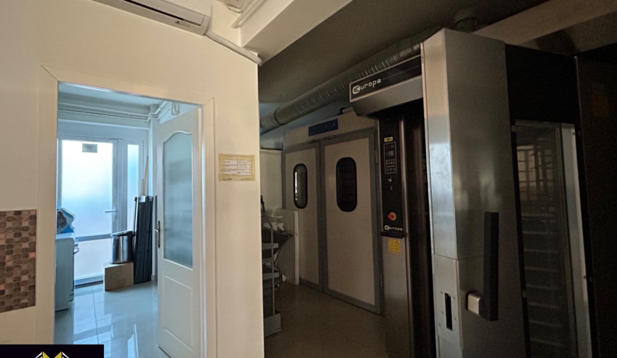 0EEB501C-36B0-453B-9323-EF76515D455D